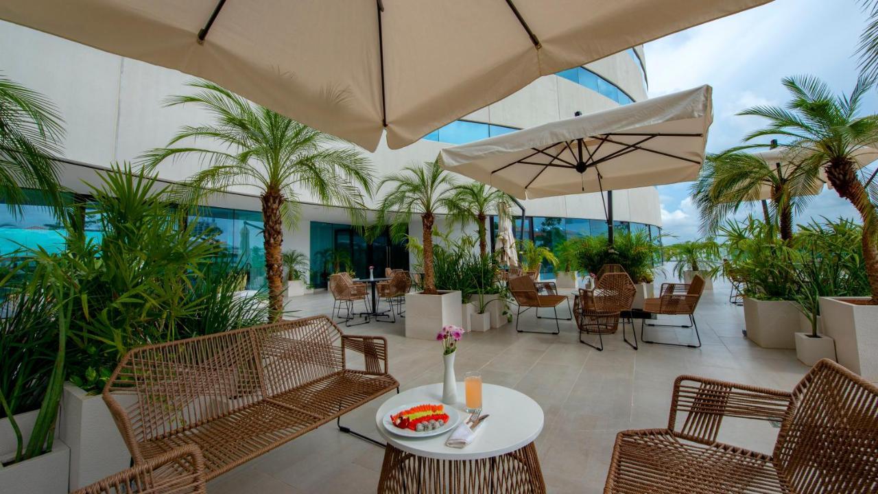 Holiday Inn&Suites - Merida La Isla, an IHG Hotel Exterior foto